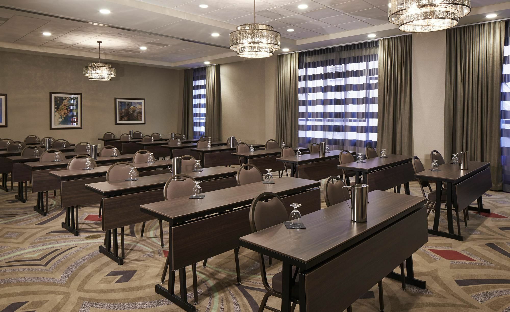 Hilton Garden Inn Phoenix Downtown Exterior foto